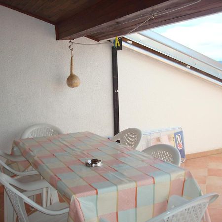Apartmani Zafaranic Цриквеница Экстерьер фото