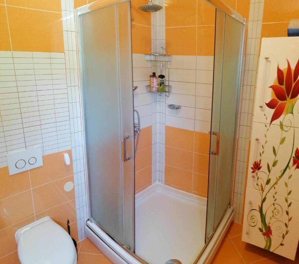 Apartmani Zafaranic Цриквеница Экстерьер фото